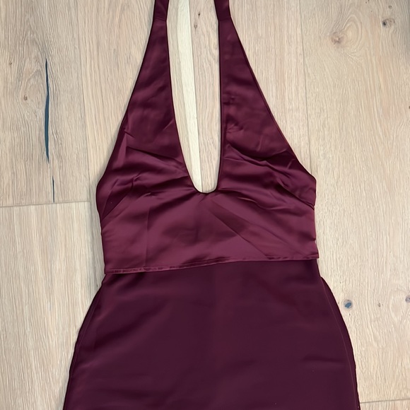 NWT JASON WU  Burgundy Plunging U-Neckline Halter Satin Dress - Small - Picture 14 of 16